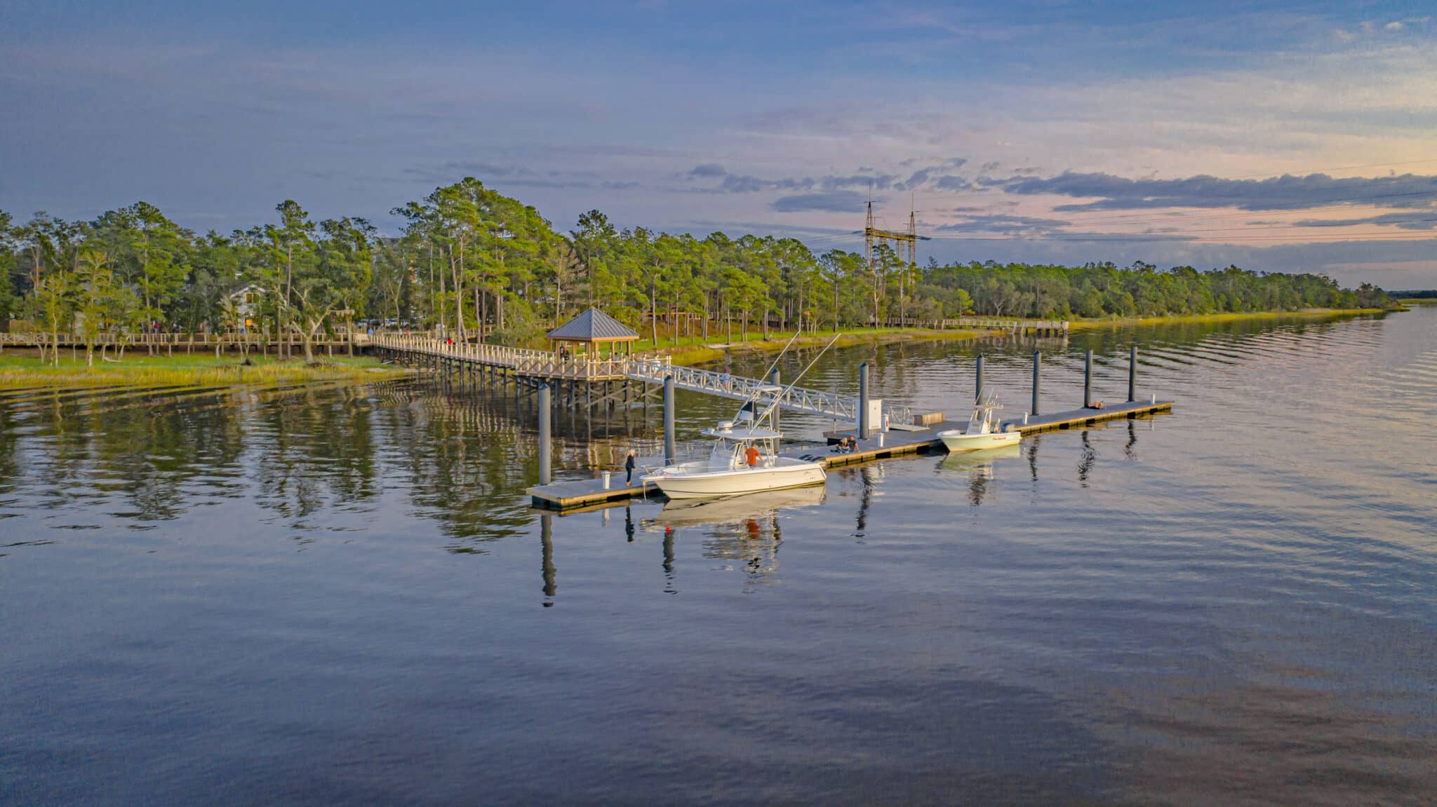 River Lights Pier with floating boat dock in Wilmington, NC built by York Bridge Concepts