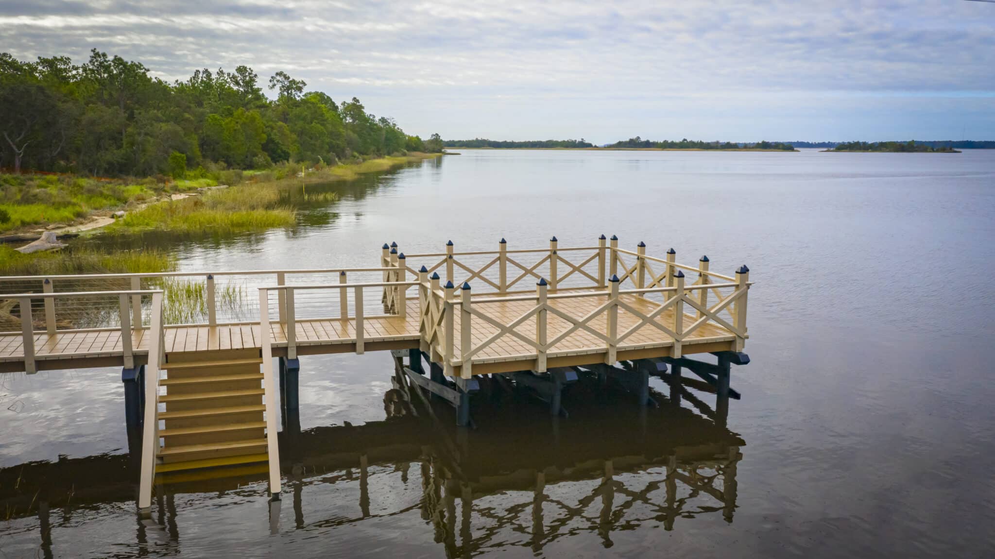 River Lights Community Crab Dock built by York Bridge Concepts in Wilmington, NC