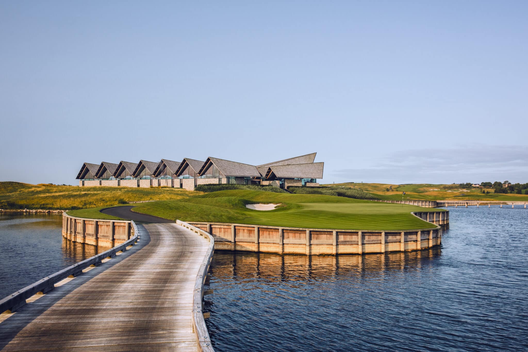 Great Northern cart bridge to clubhouse