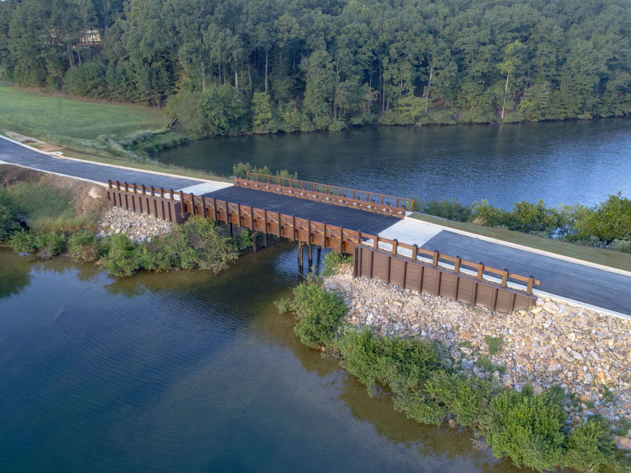 Lake Arrowhead vehicular timber bridge aerial photo built by York Bridge Concepts in Georgia